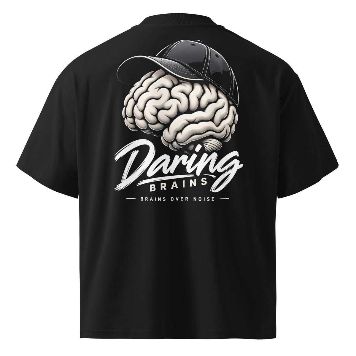 Back Piece Tee negra de Daring Brains, mockup del producto