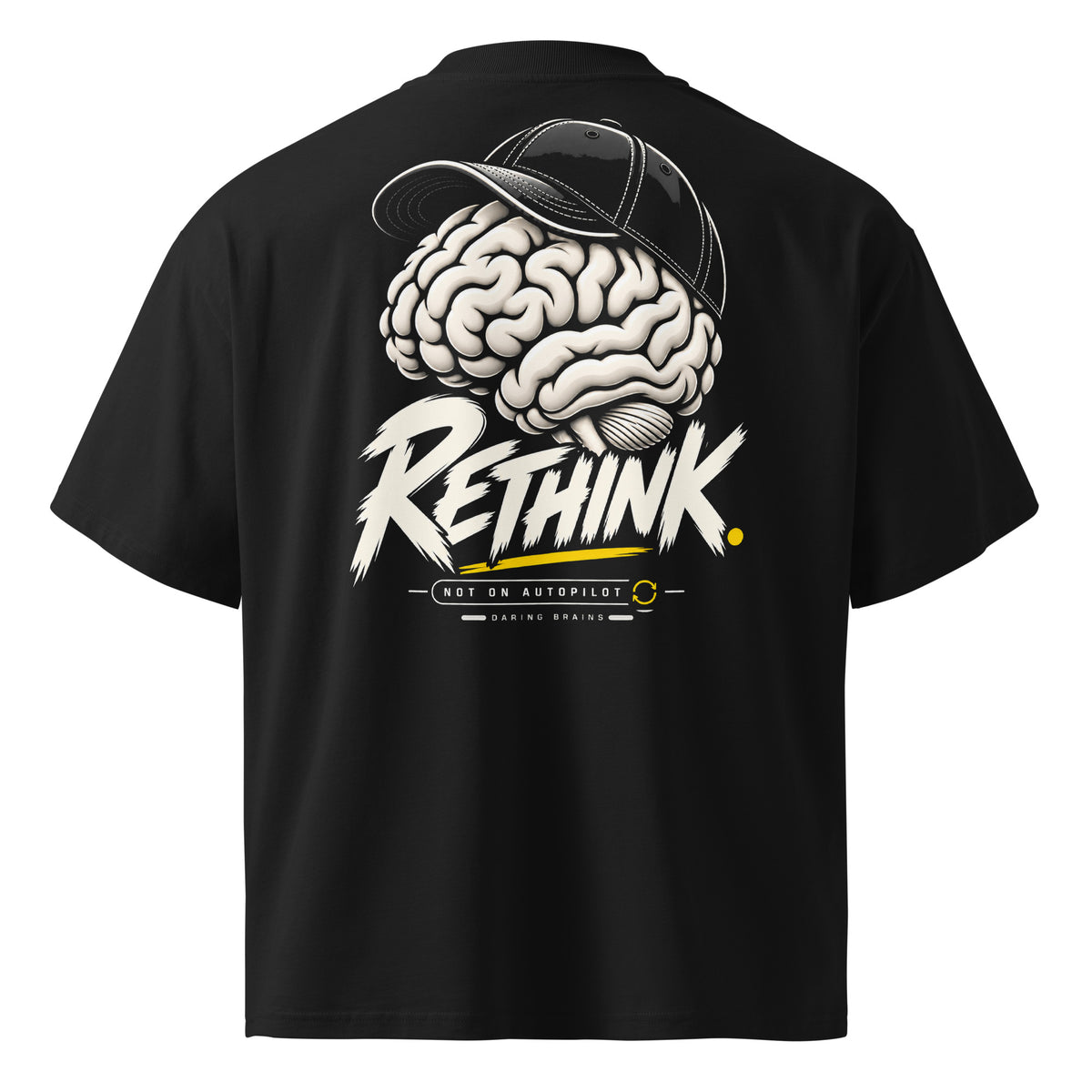 Rethink Back Tee negra de Daring Brains, mockup del producto